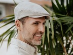Kaszkiet beżowy z naturalnego lnu